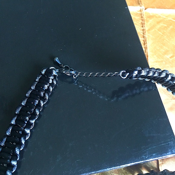 Gothic Starburst Necklace - Picture 5 of 6